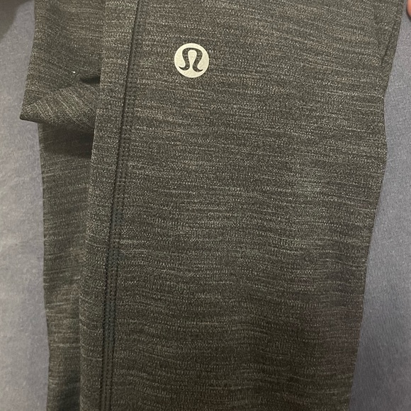 Women’s Speed Up Tight Lululemon Leggings Size 2 Grey - Picture 4 of 6